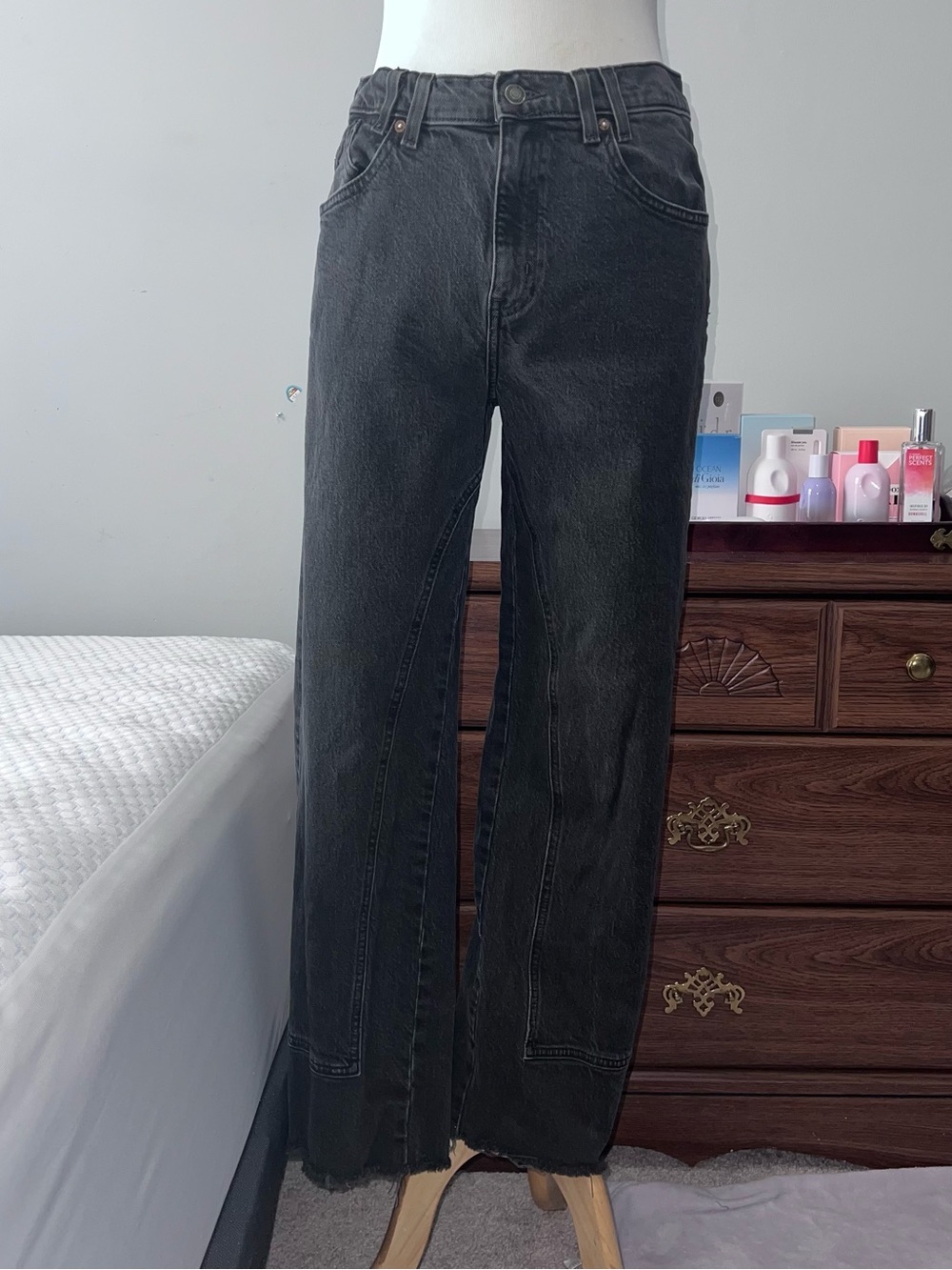 We The Free Free People Faded Black Straight Leg Jeans 90s Grunge Raw Hem 30